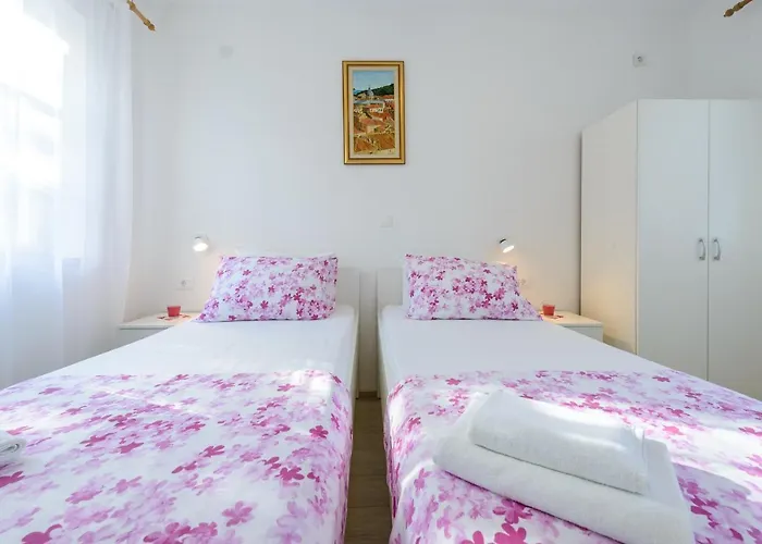 Sb Apartment No 3